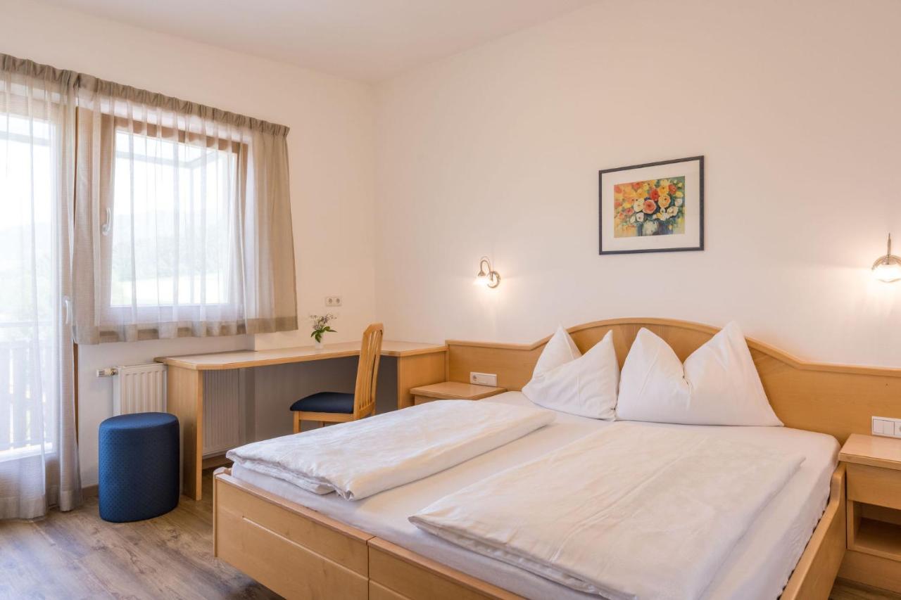 Bed and Breakfast Garni Schorneck Brunico Esterno foto